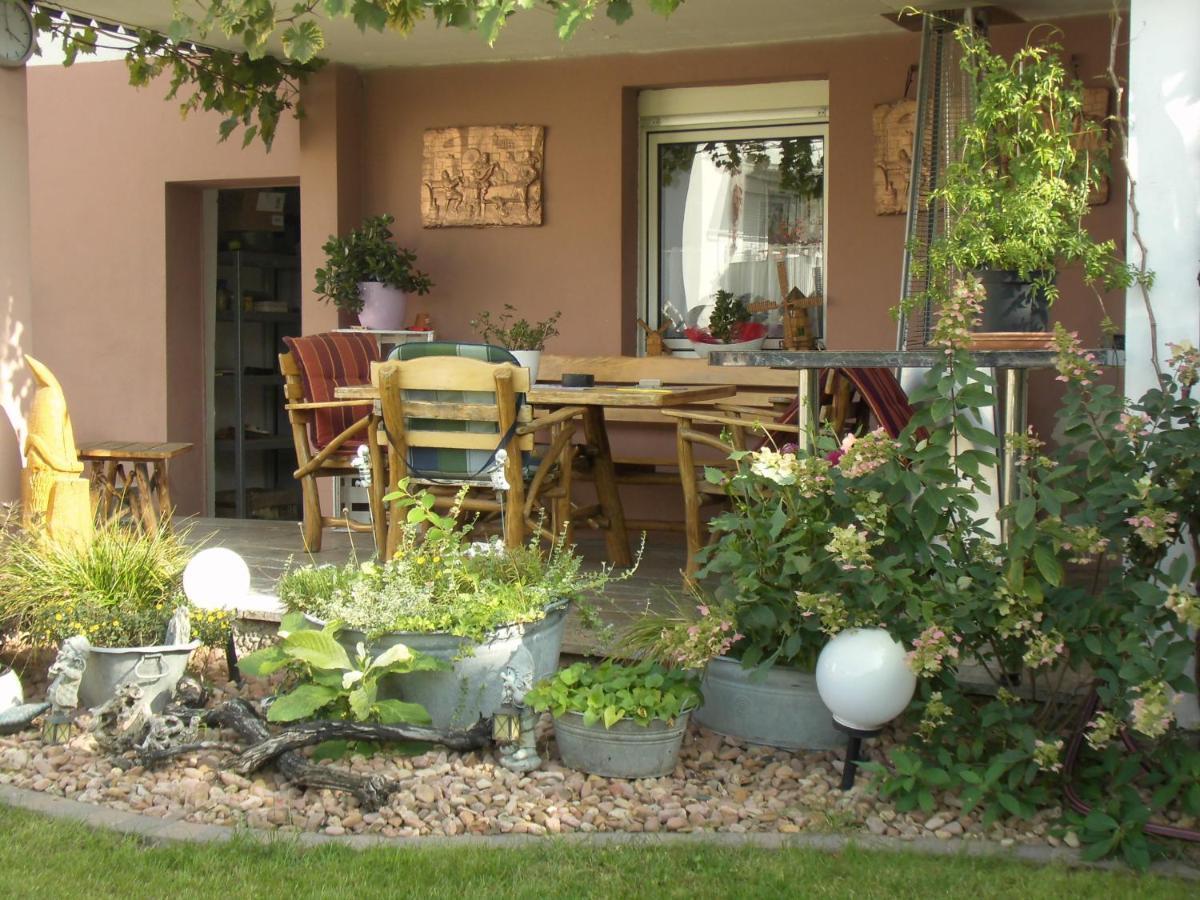 Ferienwohnung Am Brunnen Großheubach Exteriér fotografie